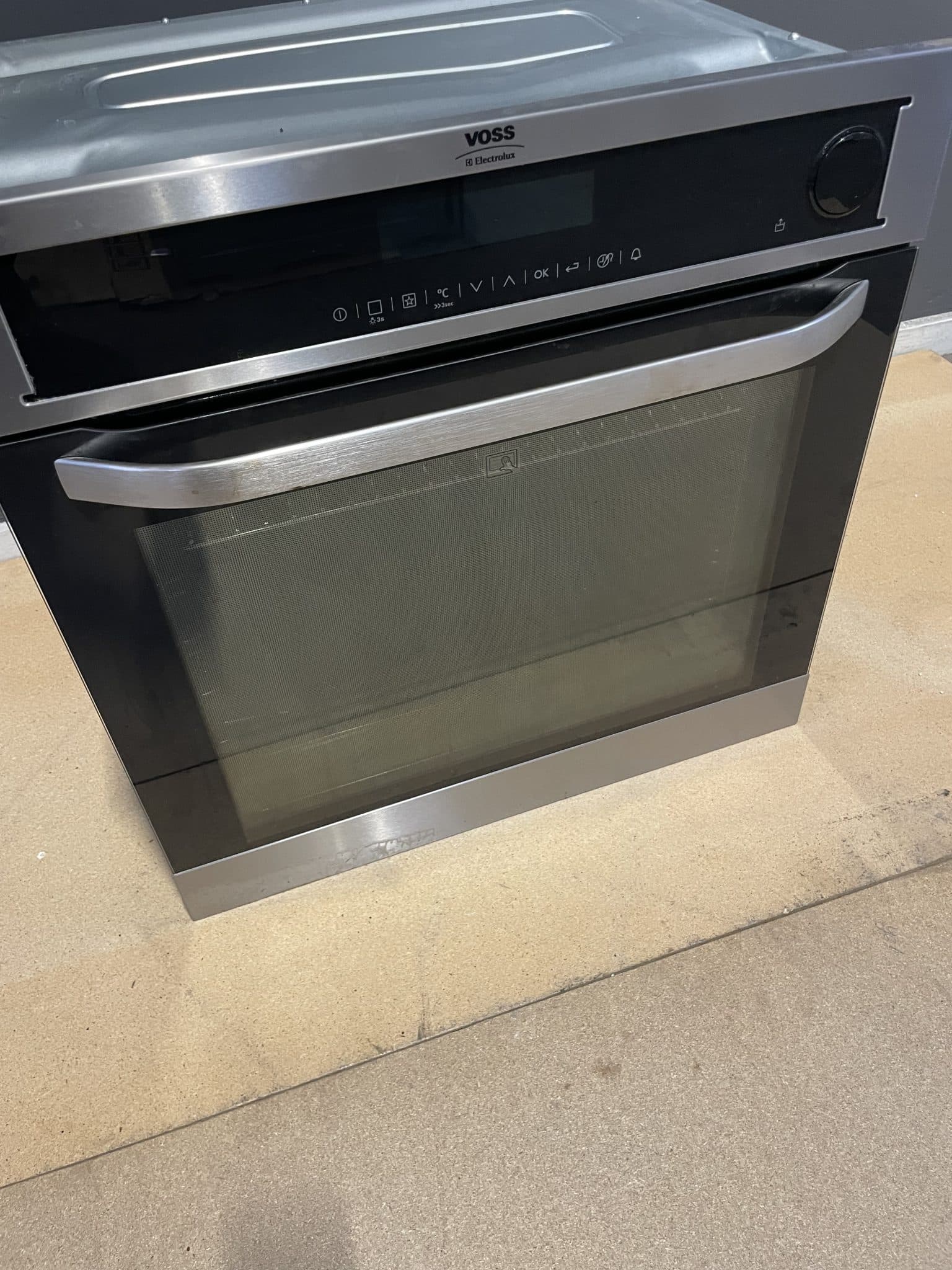 BRUGT- Voss Electrolux indbygnings- multifunktion ovn IES9900-RF - Billede 3