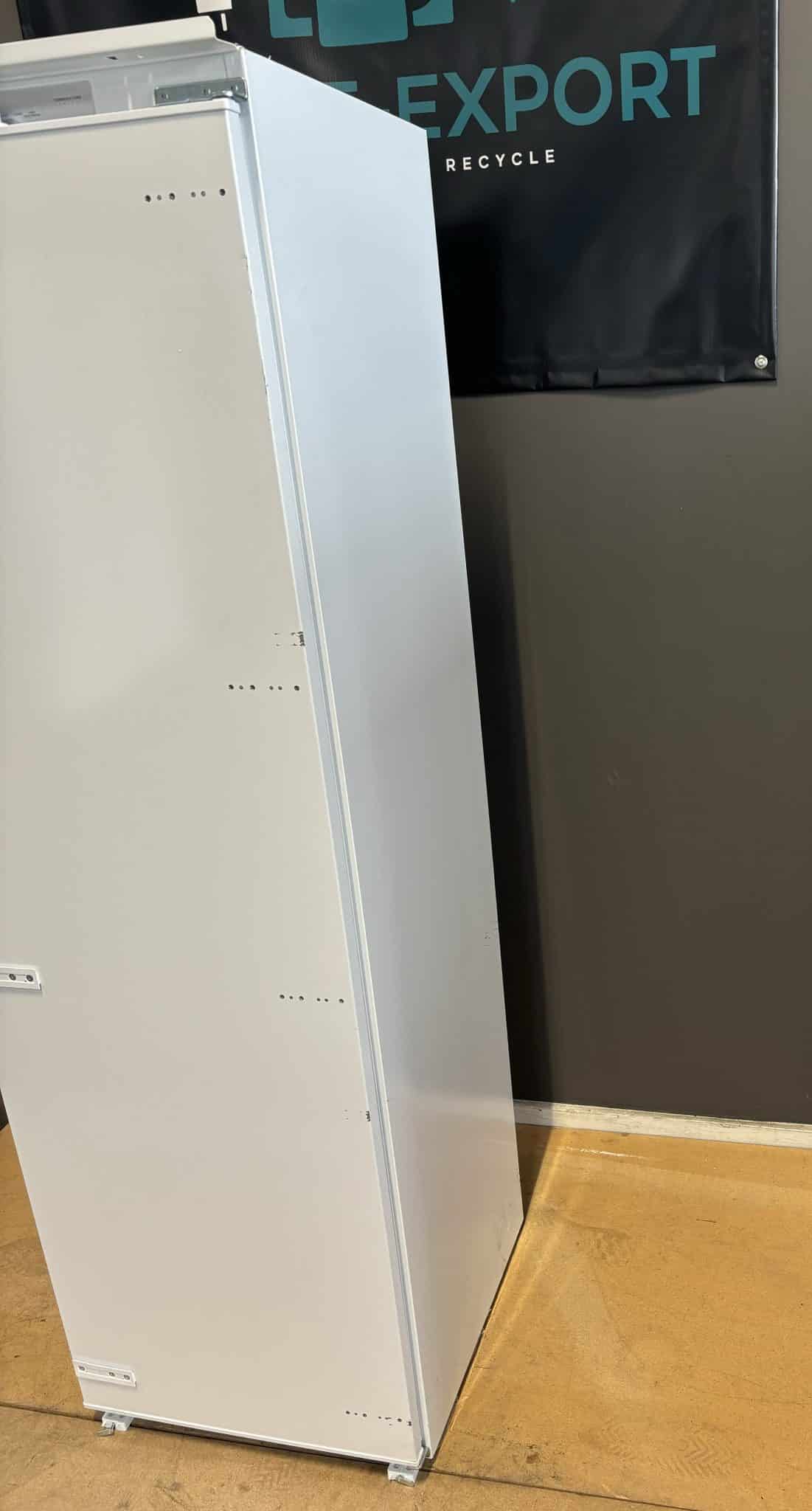 BRUGT- Elvita integrerbar fryseskab CFSI4177 - Næsten som ny - Billede 4