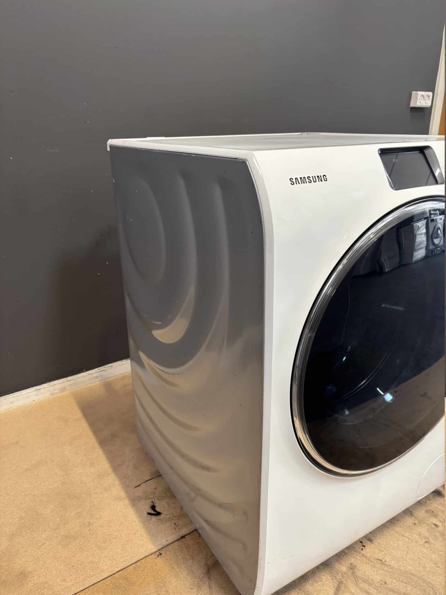 BRUGT- Samsung frontbetjent vaskemaskine WW10H9600EW - Billede 3