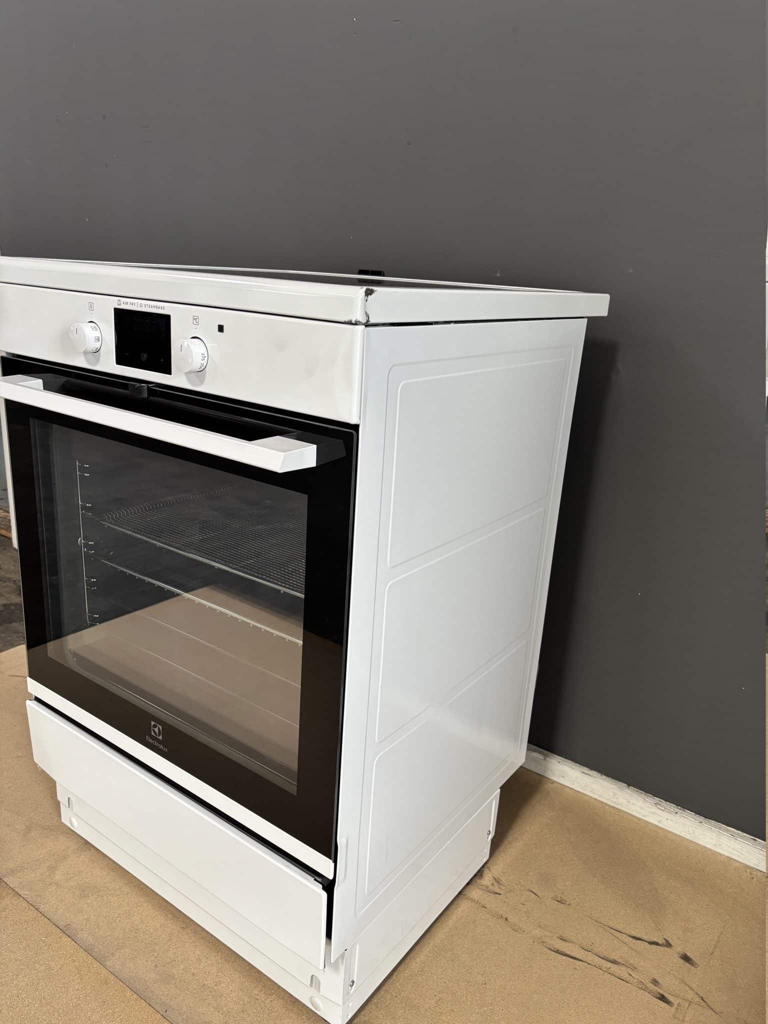 BRUGT- Electrolux komfur LKI64440SW - Billede 3